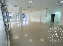 LOCAL COMERCIAL - RIVADAVIA Y GDOR. PAZ