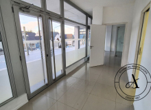 LOCAL COMERCIAL - RIVADAVIA Y GDOR. PAZ