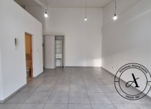 MONOAMBIENTE C/ COCHERA - EDIFICIO STORNI